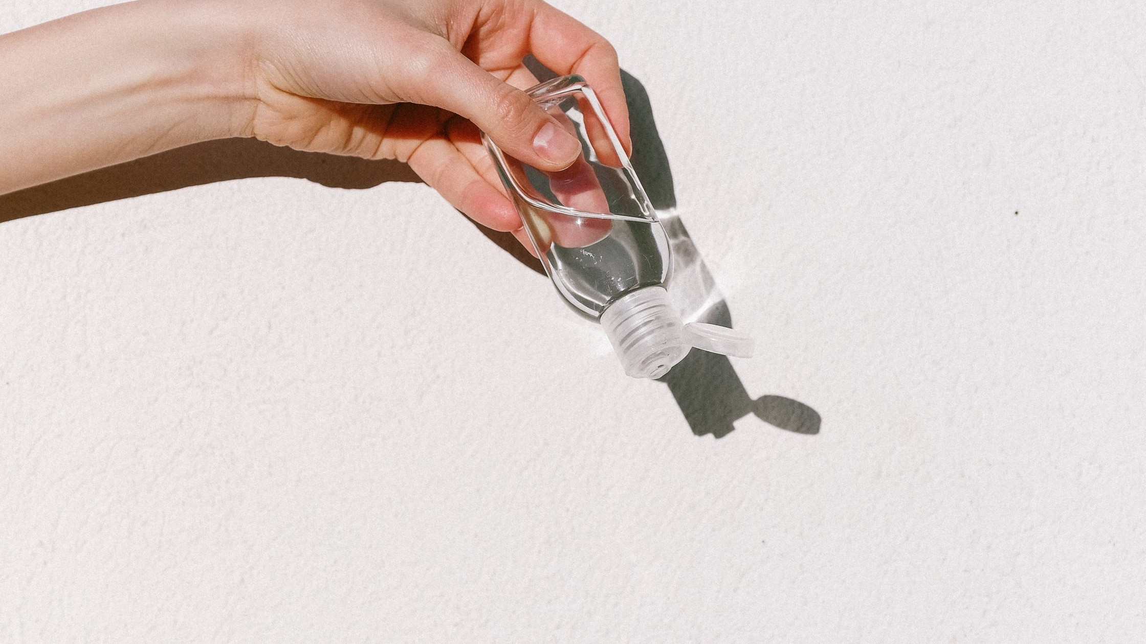 Hands use disinfectant