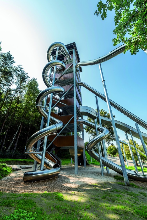 Riesenrutsche im Tierpark Allensbach