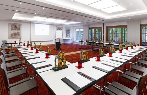 Bright daytime interior view of the “Reichenau” and “Mainau” event rooms at Hotel Halm Constance