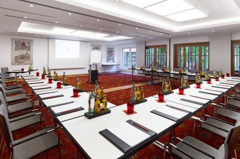 Bright daytime interior view of the “Reichenau” and “Mainau” event rooms at Hotel Halm Constance