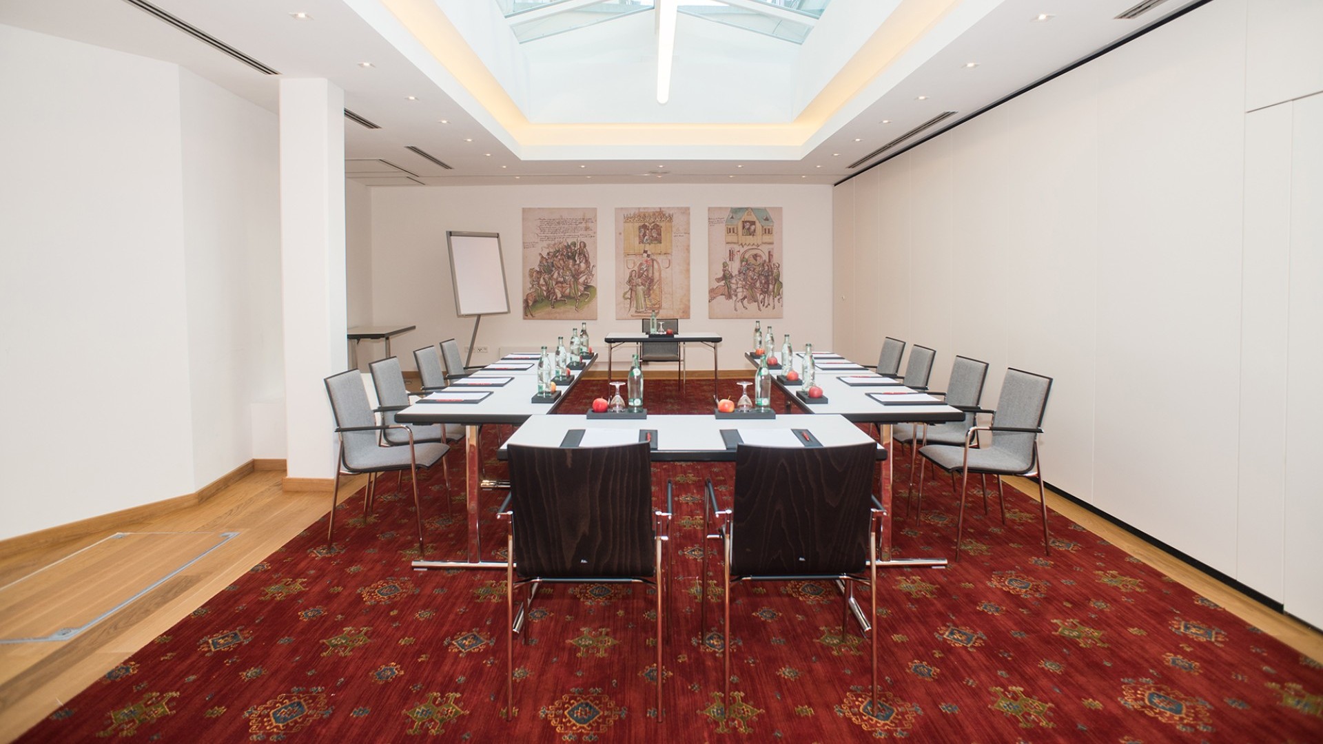 Bright and welcoming room at Hotel Halm Constance during the day 