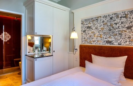 Superior single room