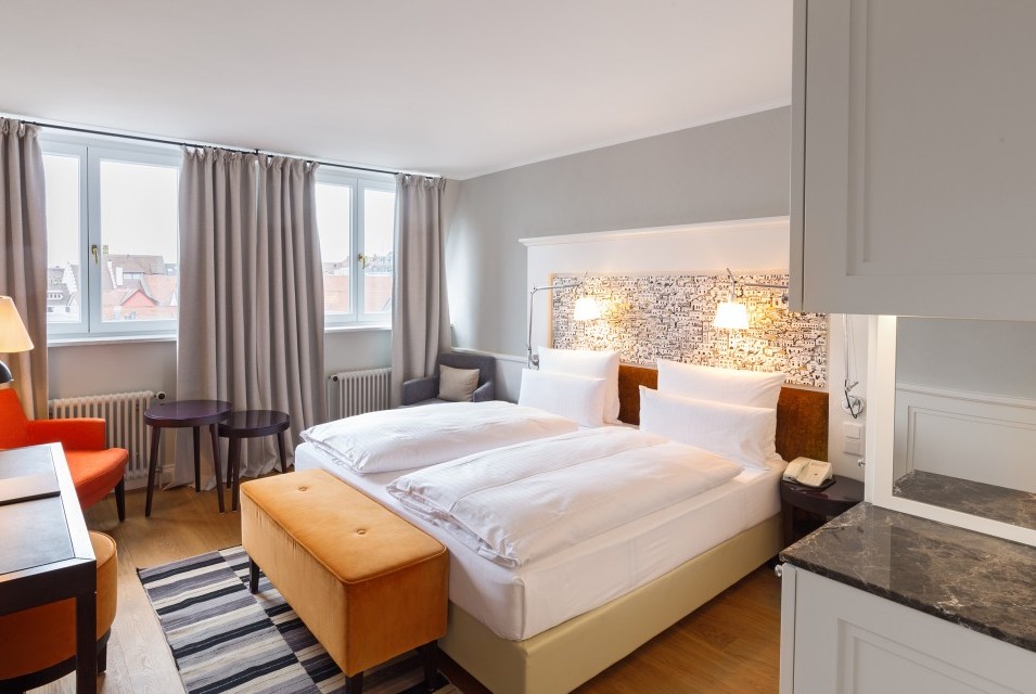 Superior Doppelzimmer im Hotel Halm Konstanz mit elegantem Design und modernem Komfort.